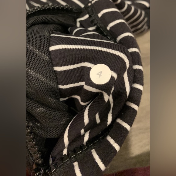 Lululemon define sweater - Picture 5 of 5